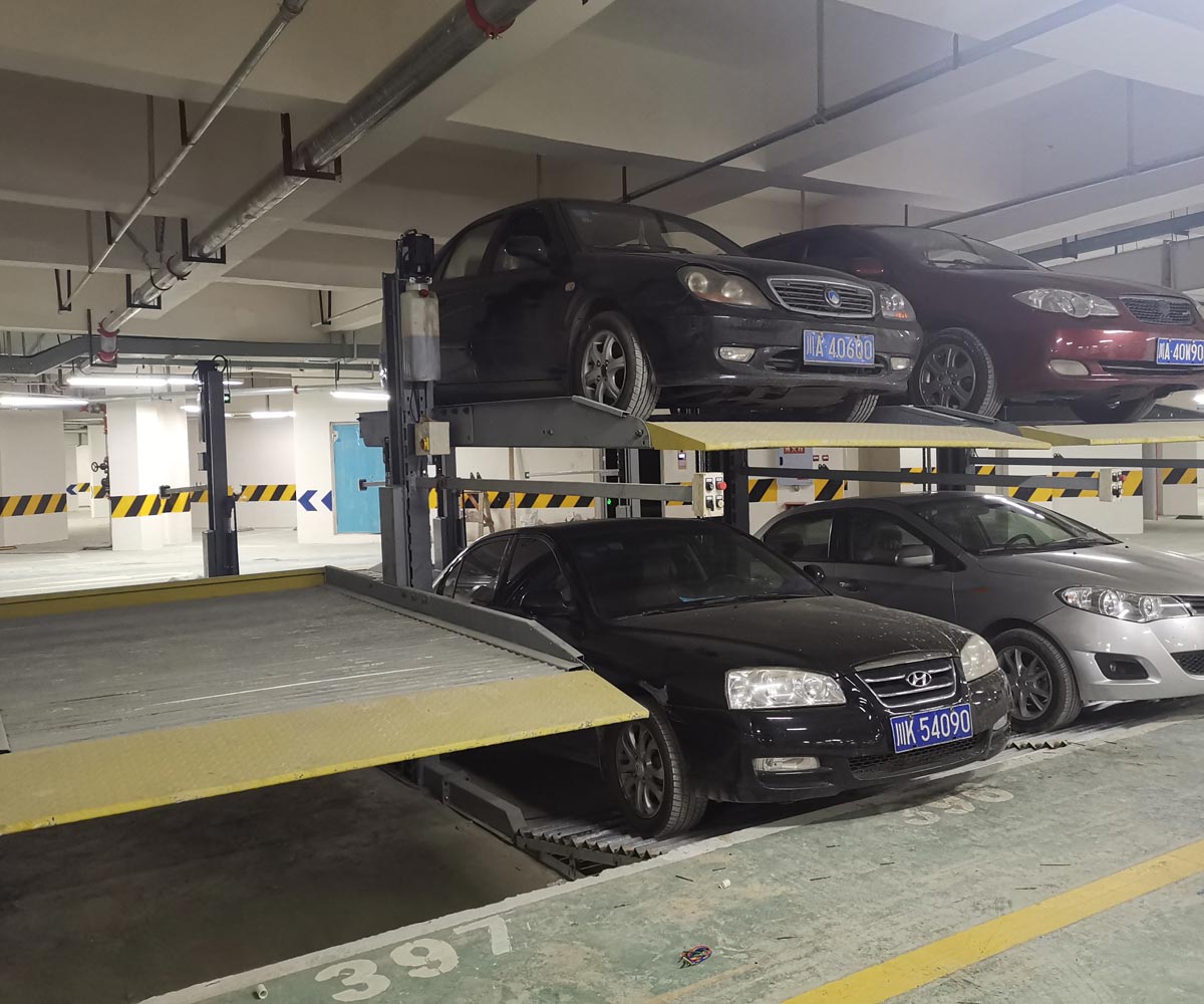 弥渡俯仰停车库