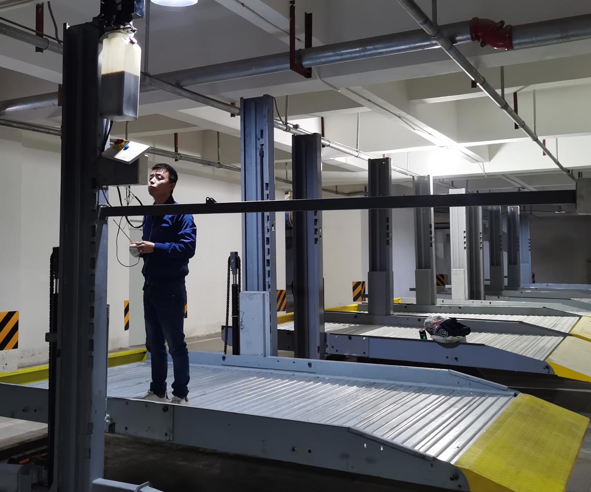 马龙PJS两柱简易升降机械式立体停车设备